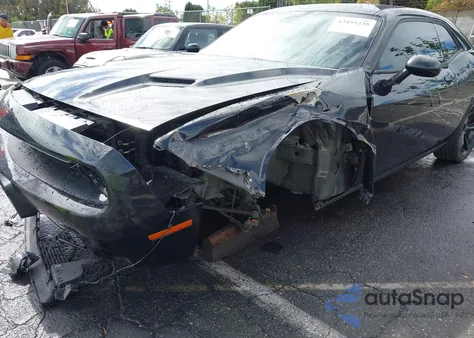 2017 Dodge Challenger R/T z USA, uszkodzony, nr VIN 2C3CDZBT5HH549038